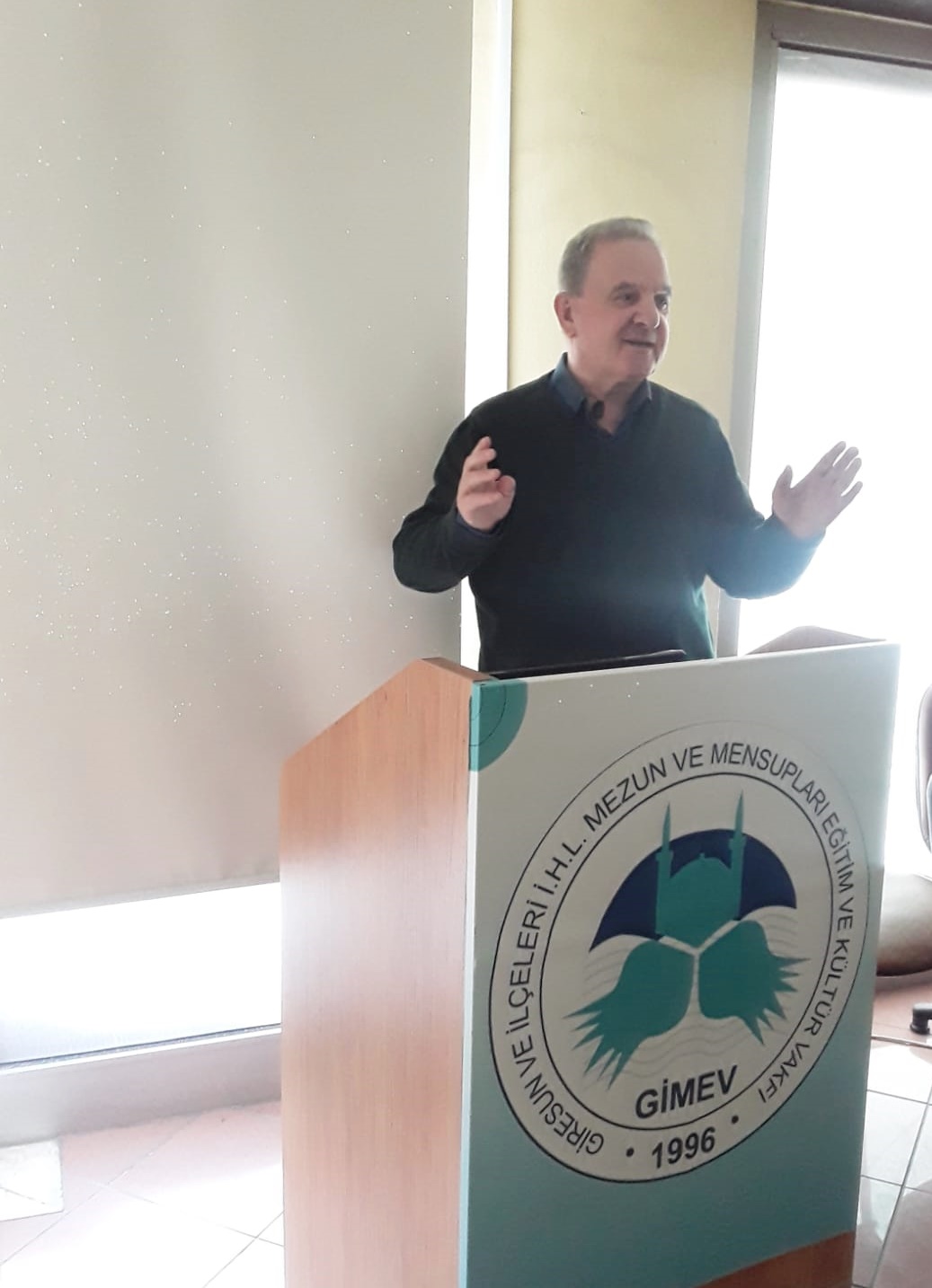 Prof. Dr. Muzaffer Elmas