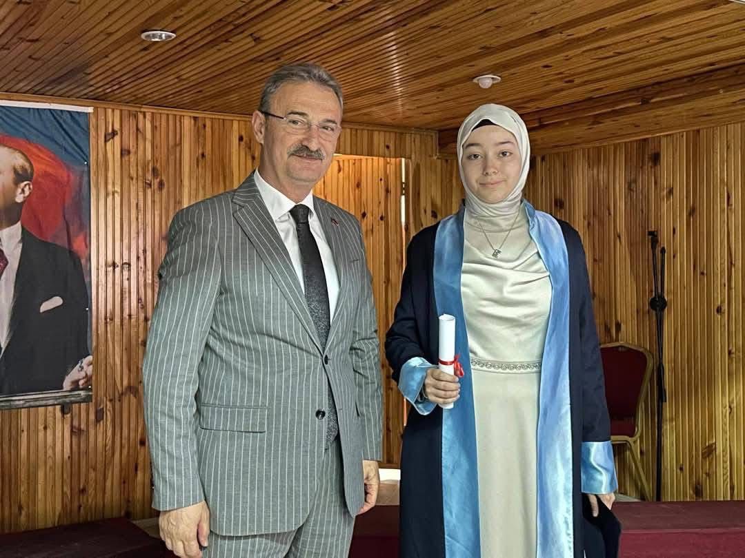 Anadolu Li̇sesi̇ 9. Mezun 121