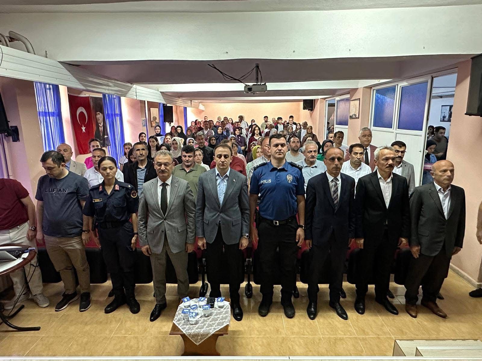 Anadolu Li̇sesi̇ 9. Mezun 122