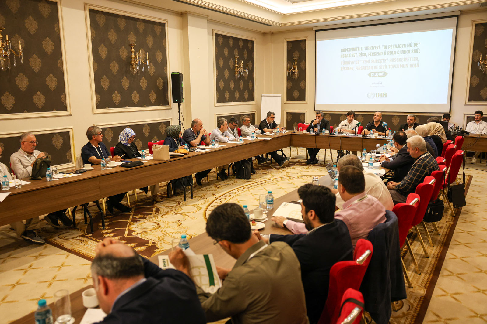 İhh, “Terörsüz Türkiye” Çalıştayının Sonuç Raporunu Yayınladı (5)