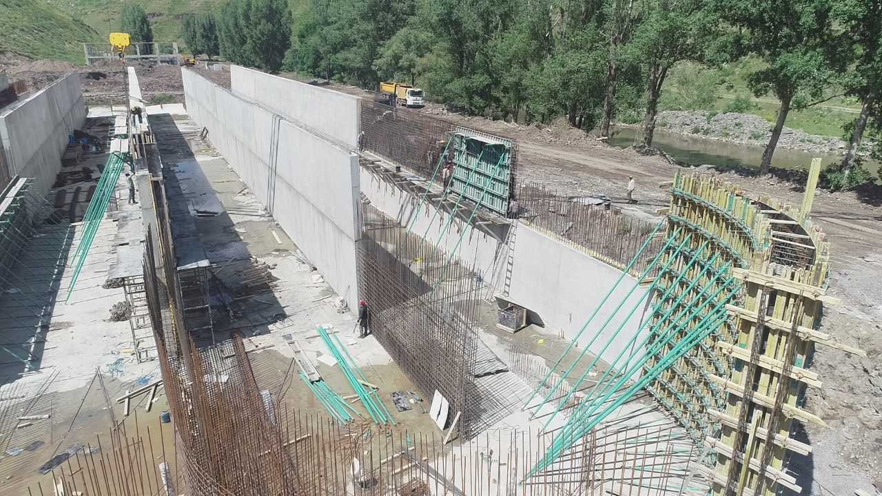 E5-230