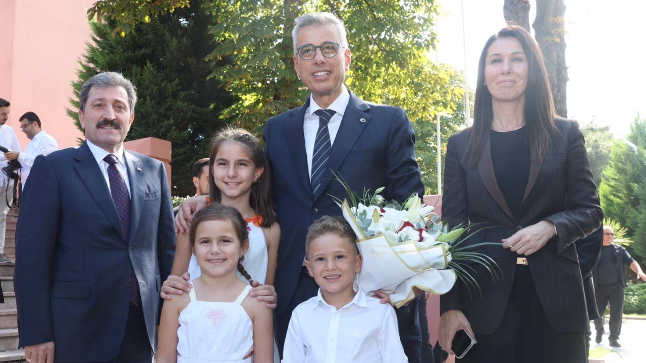 Bakan Memişoğlu “Eylül ayında 17 bin hekim dışı sağlık personeli alacağız
