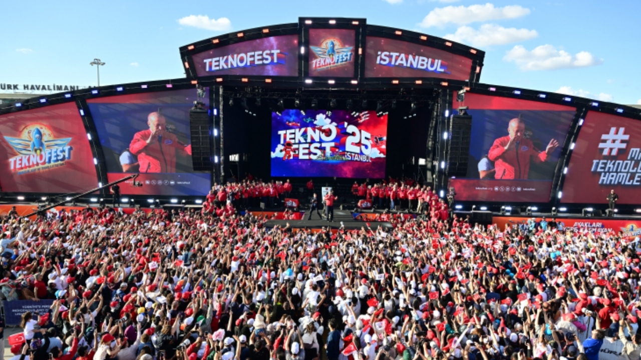 TEKNOFEST İstanbul’da hafta sonu yoğunluğu başladı