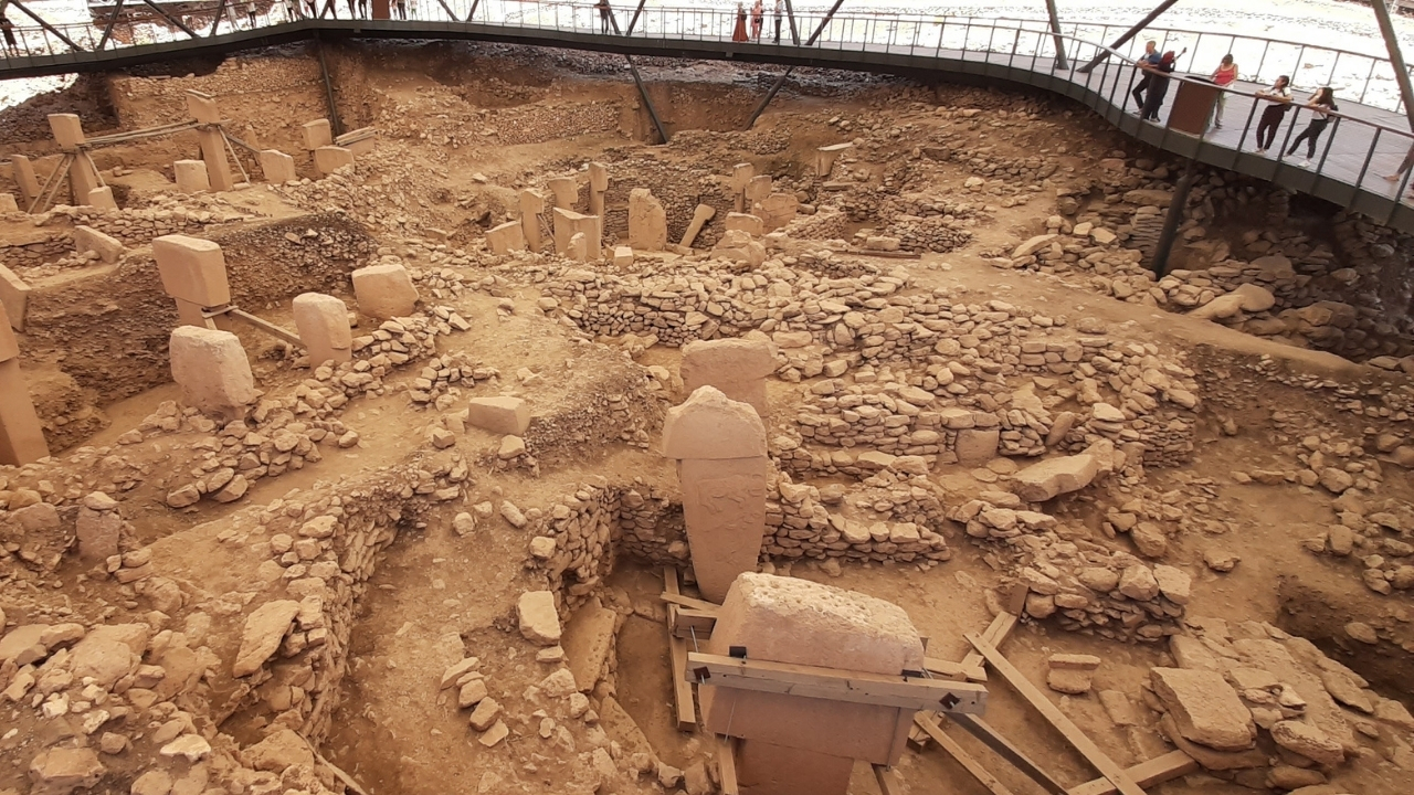 Göbeklitepe’de Ziyaretçi Rekoru Günde 5 Bin Kişi “Tarihin Sıfır Noktası”Nı Görmeye Geliyor