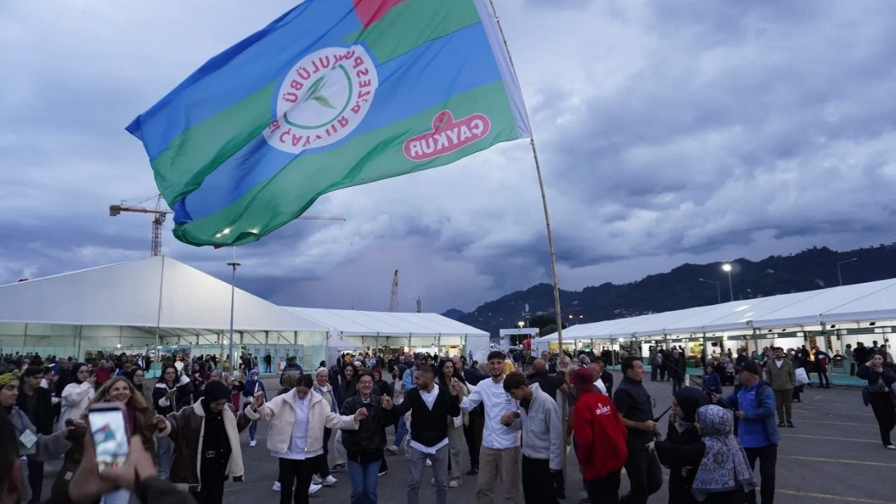 Rize'de 5. Gastronomi Günleri coşkuyla açıldı