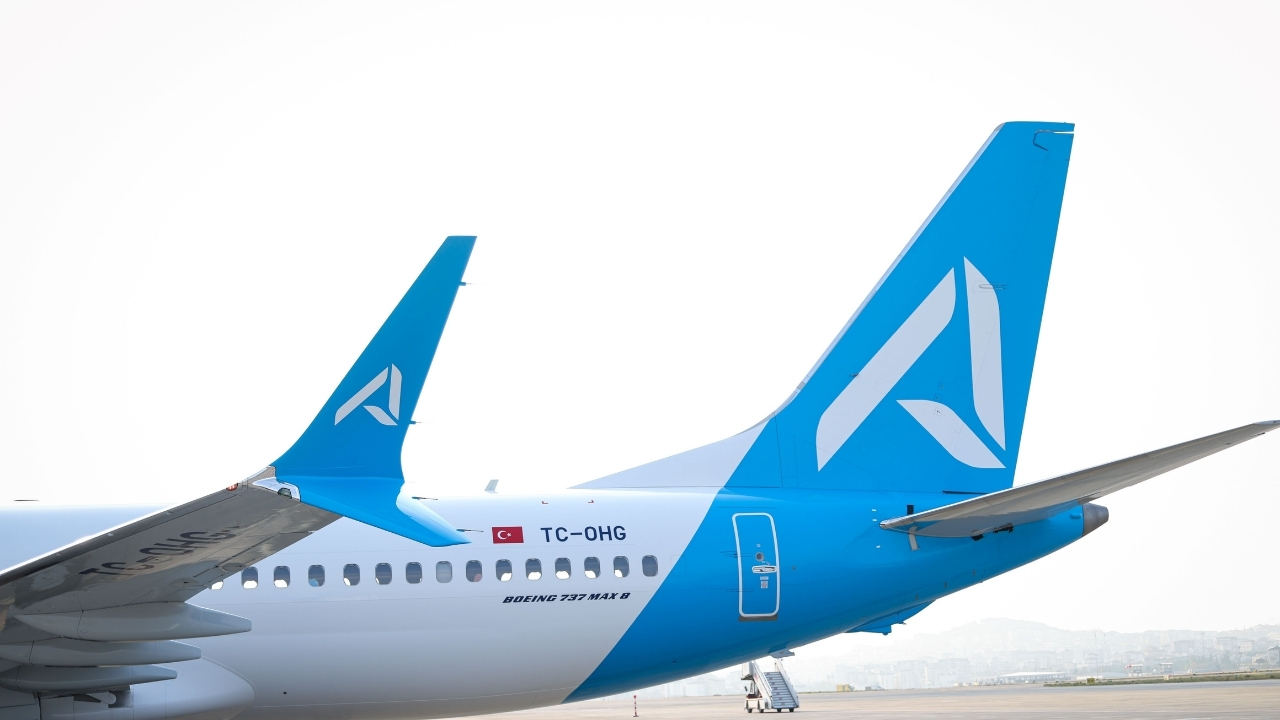 Ajet Filosu Yeni Nesil Uçaklarla Güçleniyor Ajet filosu yeni nesil uçaklarla güçleniyor