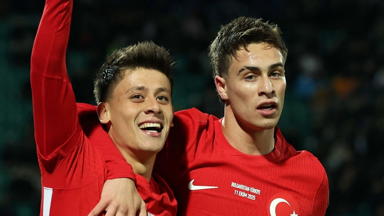 Arda Güler Ve Kenan Yıldız, 'Dünyanın En İyi Genç Oyuncusu Ödülü'Ne Aday Arda güler ve kenan yıldız, 'dünyanın en i̇yi genç oyuncusu ödülü'ne aday