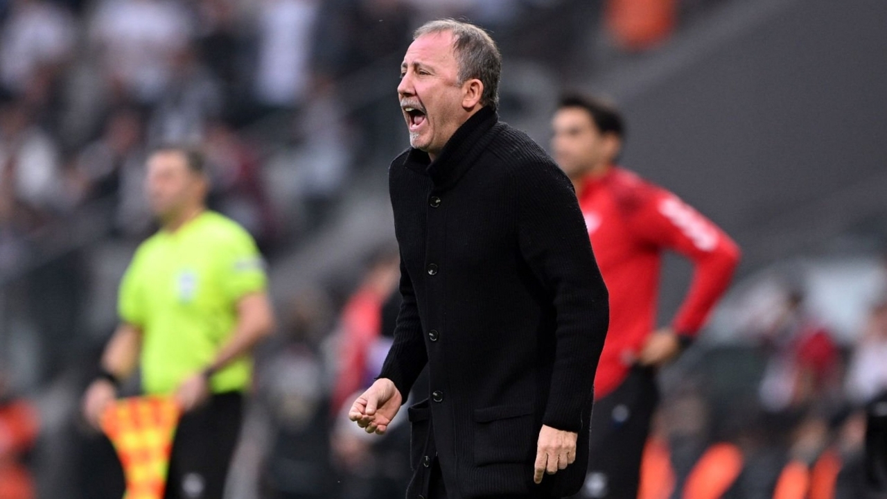 Beşiktaş’ta Işler Yolunda Gitmiyor: Son 5 Maçta 10 Puan Kaybı Beşiktaş’ta işler yolunda gitmiyor son 5 maçta 10 puan kaybı