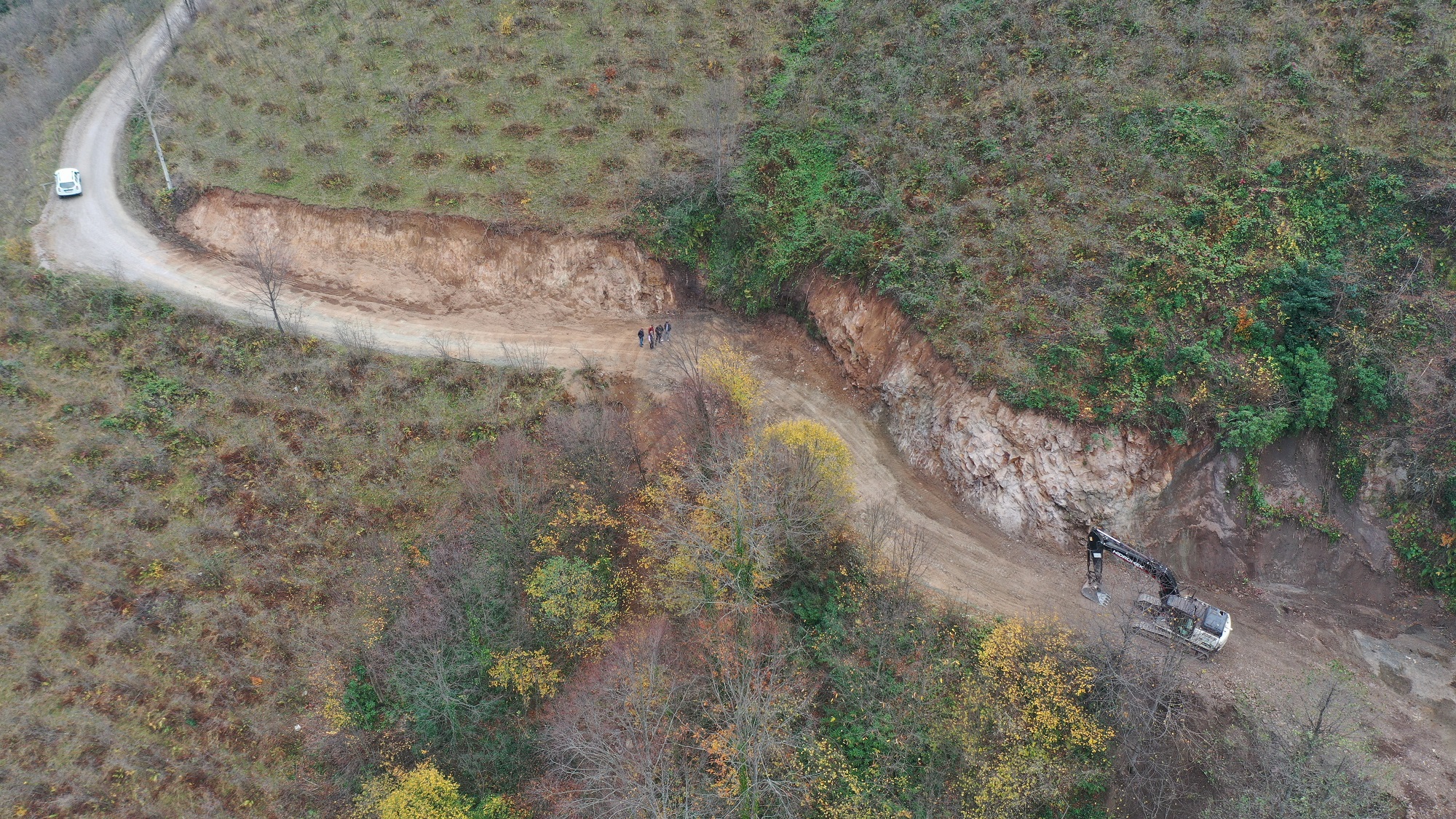 Büyükşehi̇r, Yol Konforunu Artiran Çalişmalarini Sürdürüyor (5)