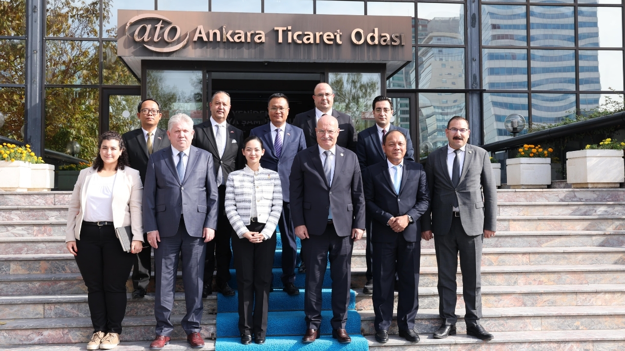 Kamboçya Ticaret Bakanı ATO’da Ticarette 1 milyar dolar hedefi