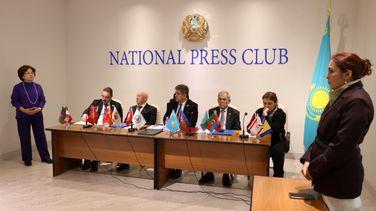 Kazakistan’da Türk dünyası gazetecilerinden tarihi buluşma