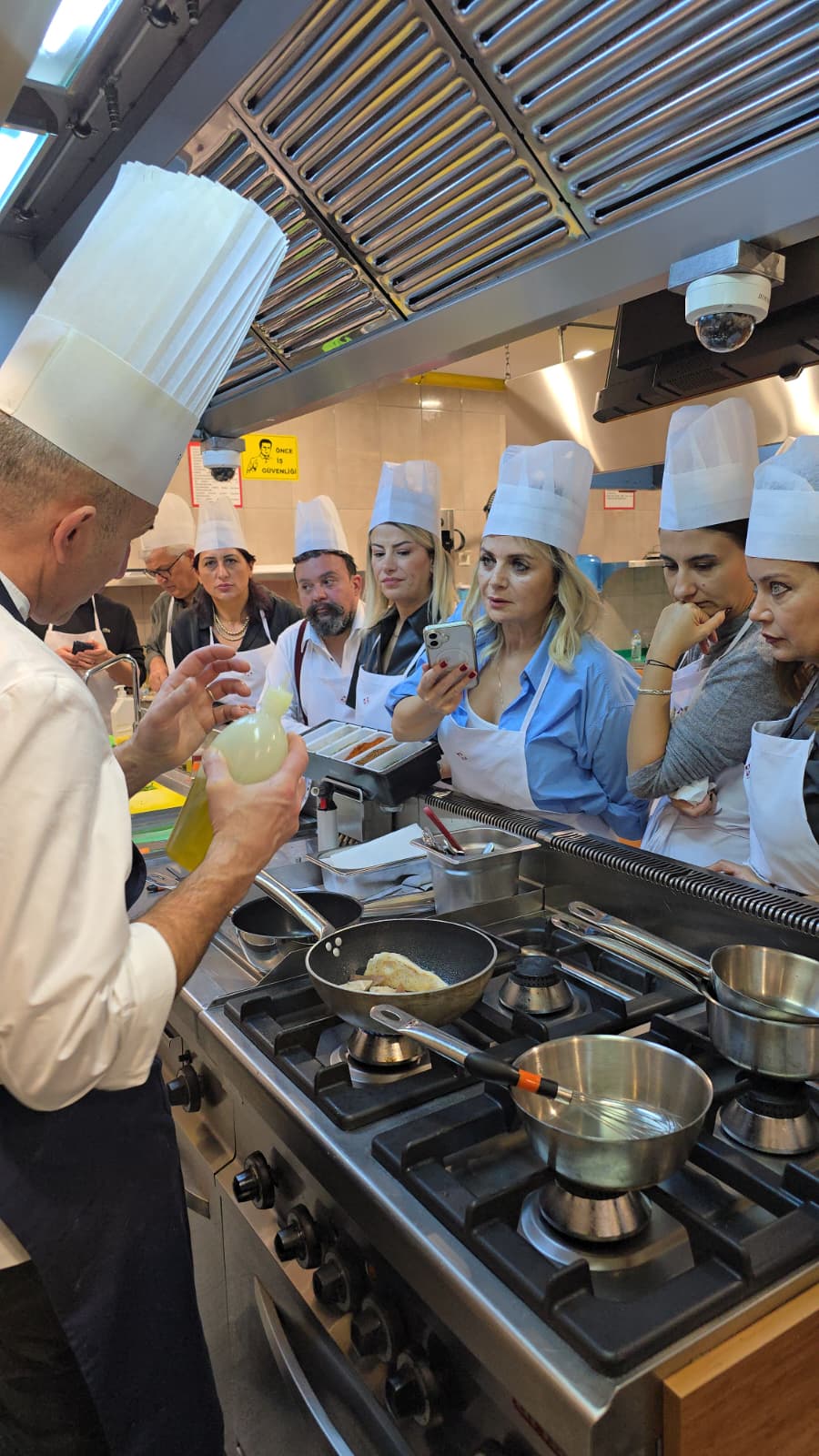 Whatsapp Image 2025 11 28 At 10.20.09 (4)