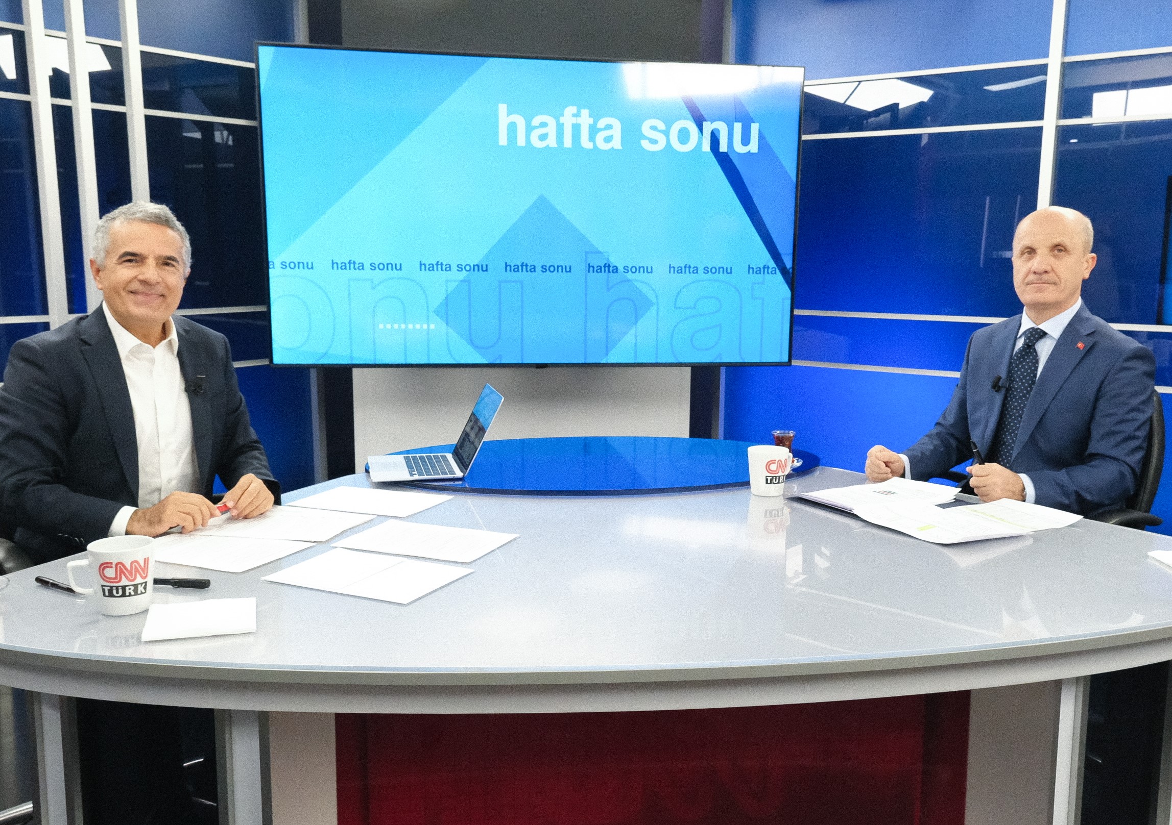 01 Yükseköğretim Kurulu Başkanı Erol Özvar Cnntürk'e Konuştu