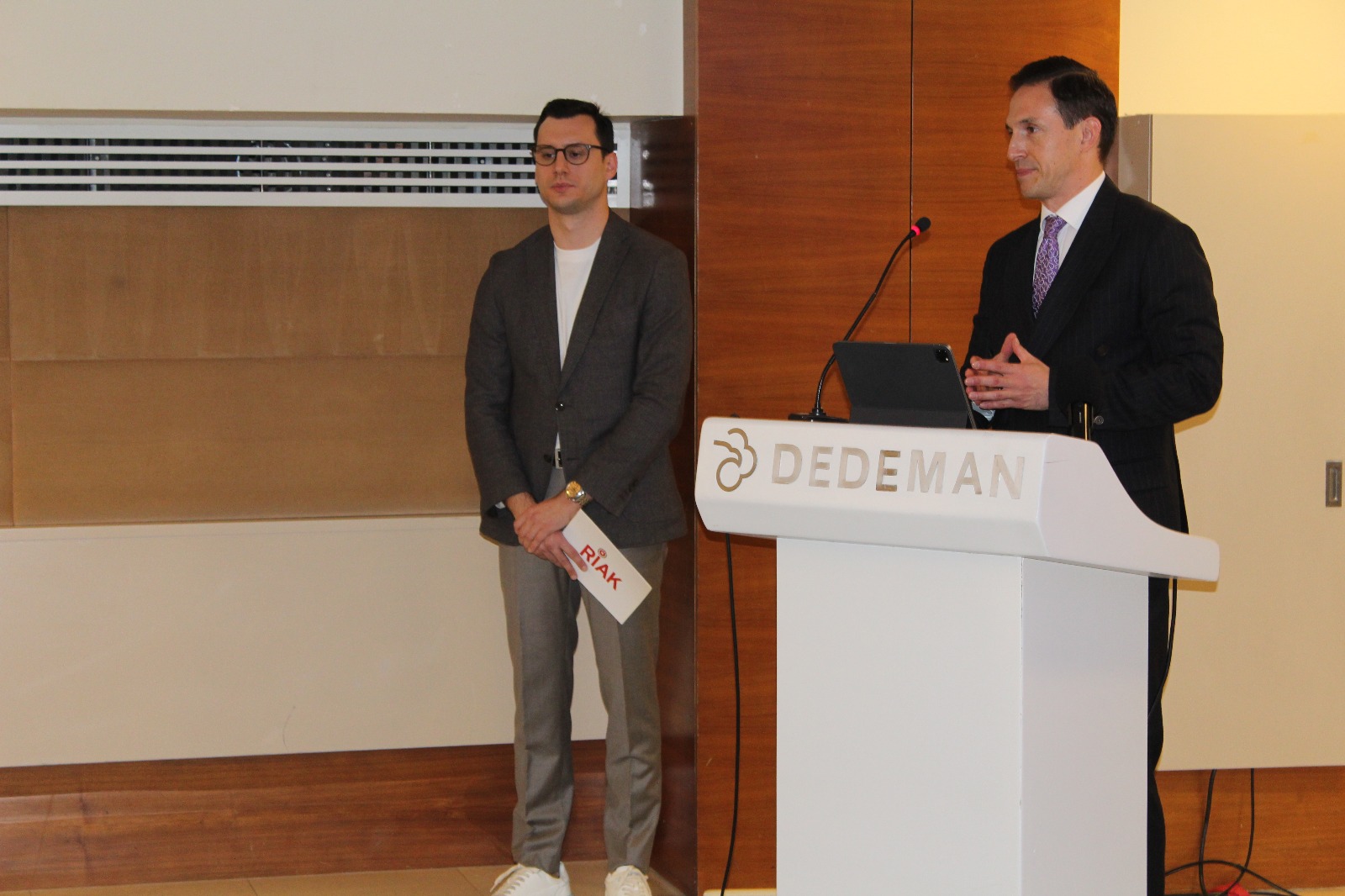 0D10C5E4 45Ca 47D7 8431 783Aec78Cb9B