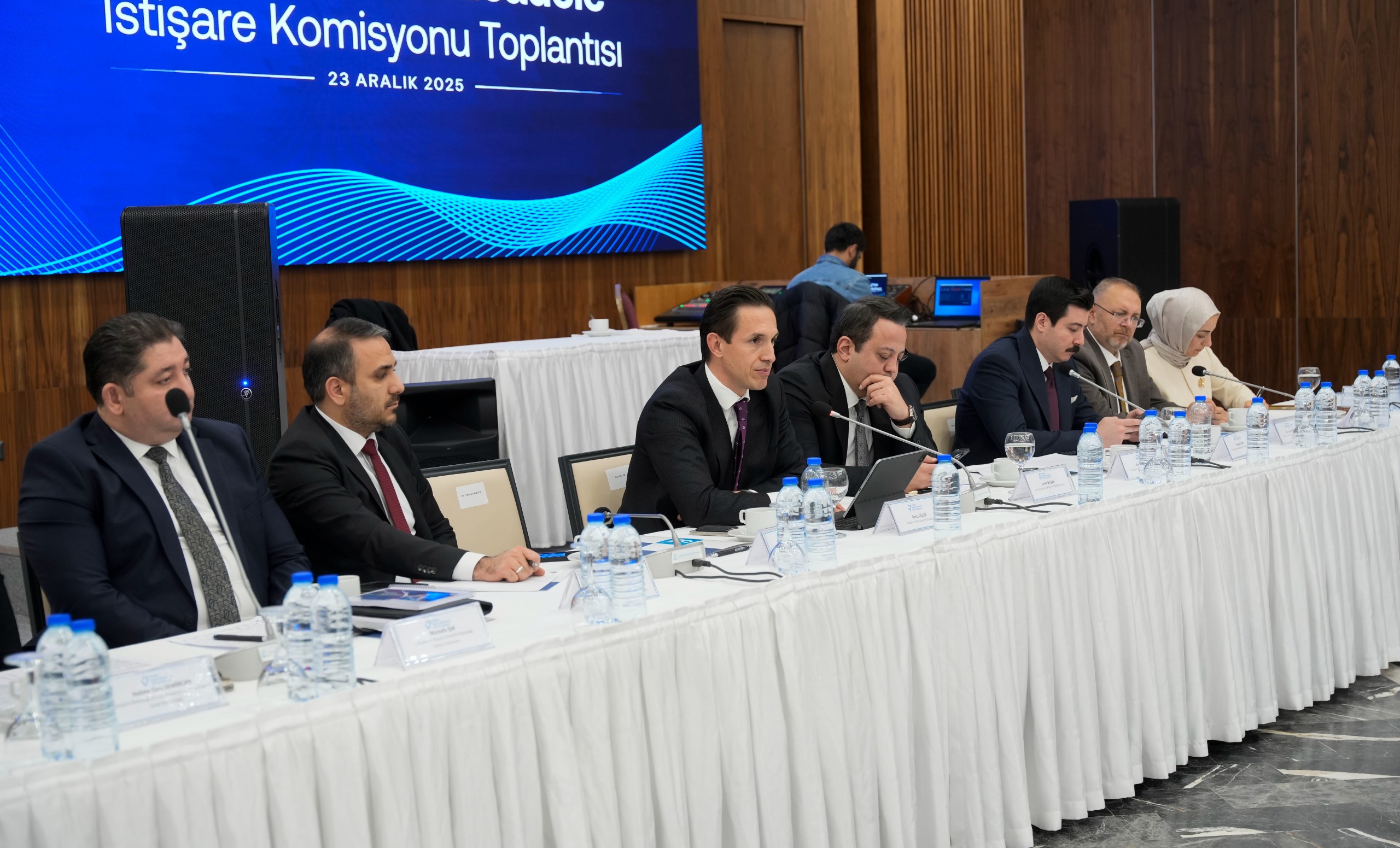 15Bfa9B8 2Ef6 44A0 A414 E1540Bffe5Eb