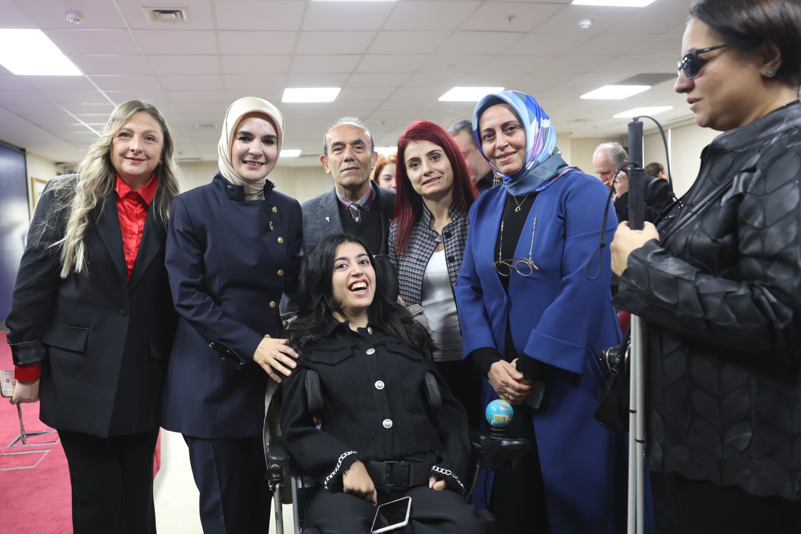 3 Aralık Dünya Engelliler Gününde 'Engelsiz Mobil Uygulama' Programı Hayata Geçti 4