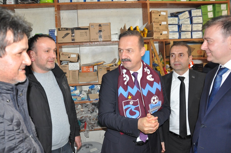 Anahtar Parti̇ Genel Başkani Şalpazarinda 056