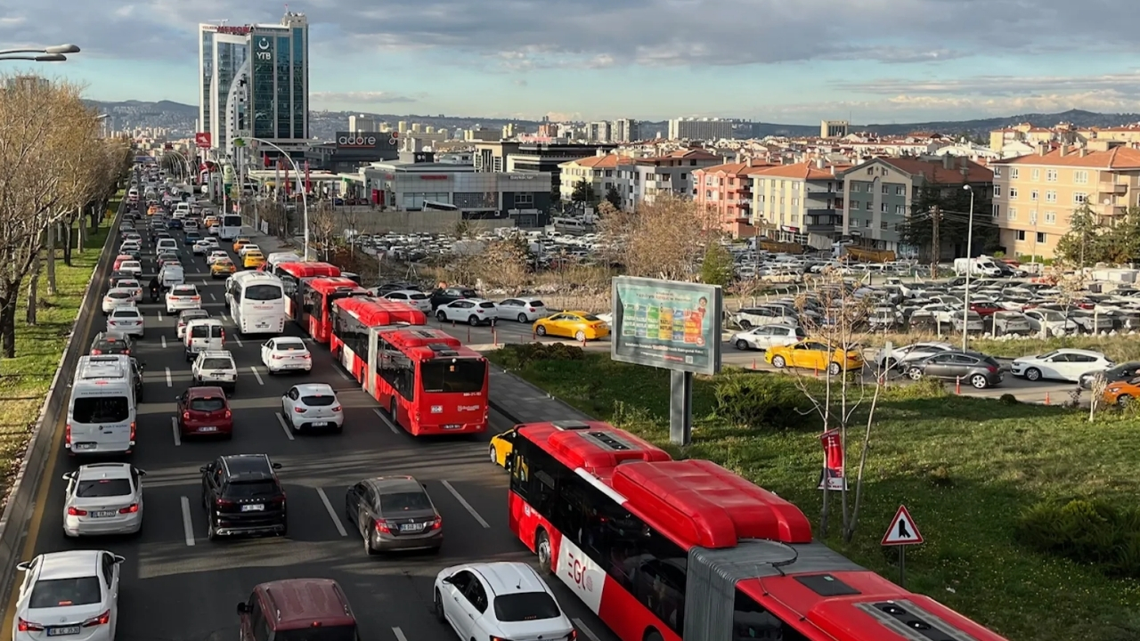Ankara’da yılbaşı nedeniyle birçok yol trafiğe kapatılacak