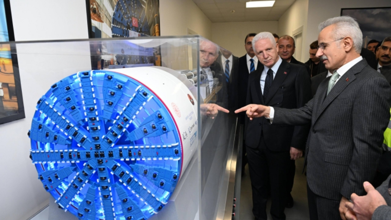 Bakan Uraloğlu’ndan İstanbul’a ulaşım müjdesi Sarıyer-Kilyos arası 5 dakikaya inecek