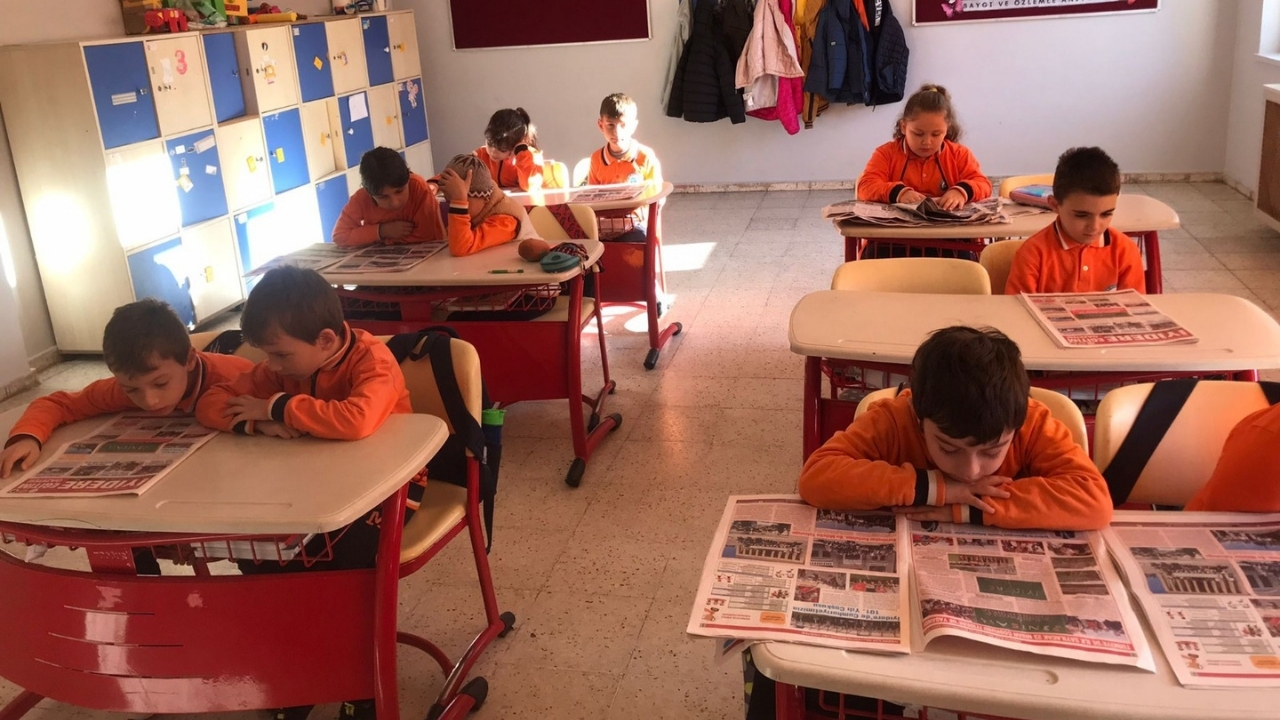 İyidere'de eğitim yılı gazeteyle taçlandı “İyidere Eğitim” raflardaki yerini aldı
