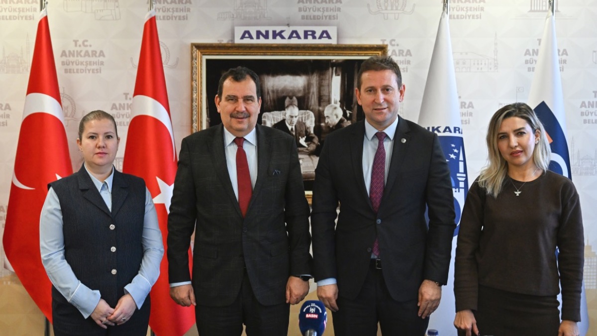 Ankara Büyükşehir Belediyesi Berberler Esnaf Odası Ile 'Atık Jiletleri Toplama' Protokolü Imzaladı 1