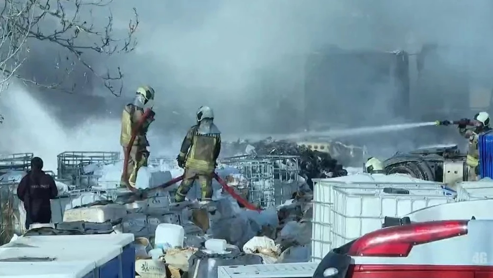 Ankara Emniyet Yenimahalle Yediemin Otoparkında Yangın Çıktı 3