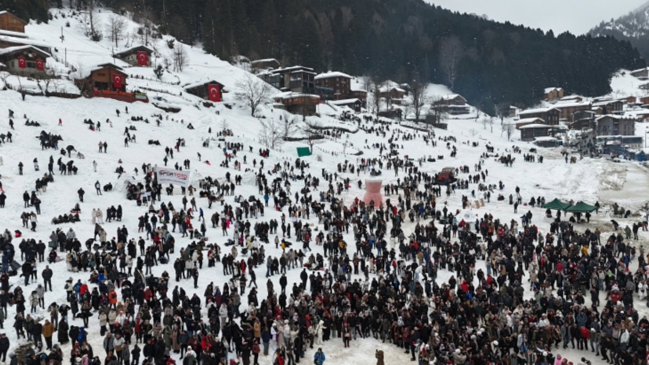 Ayder’de Kardan Adam Şenliği başladı