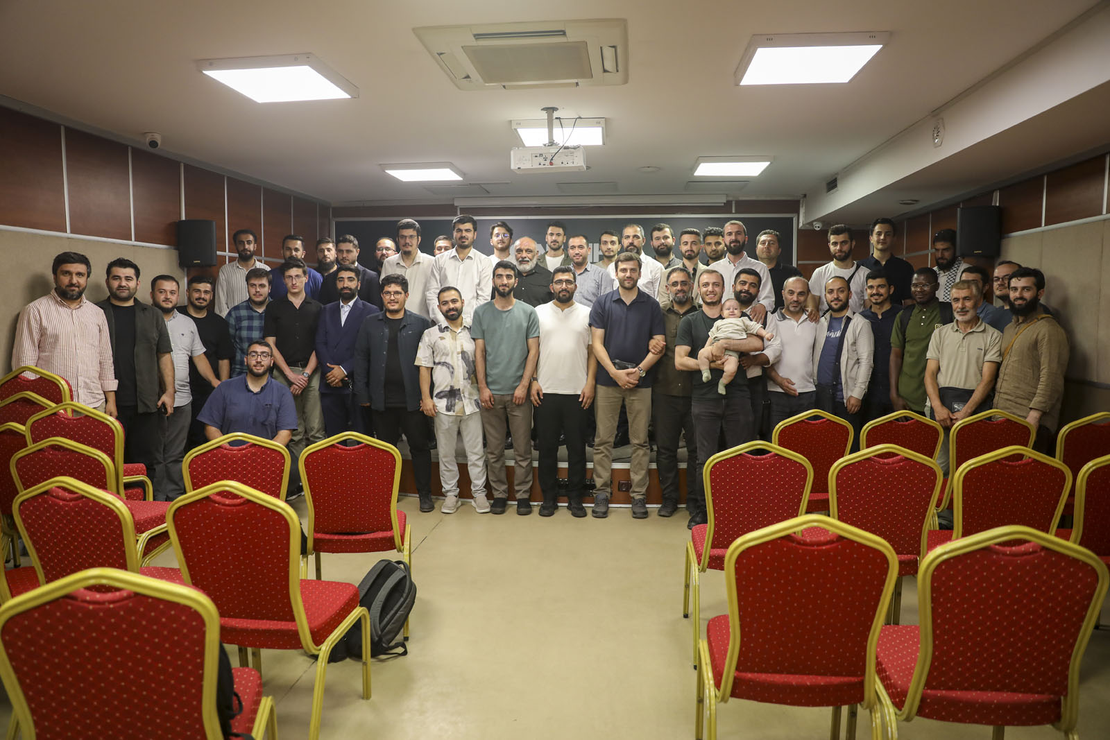 Genç İhh 2025’Te On Binlerce Gence Ulaştı (4)