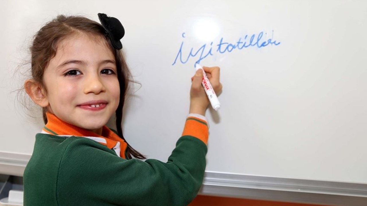 Öğrenciler 16 Ocak’ta karnelerini alarak yarıyıl tatiline çıkacak