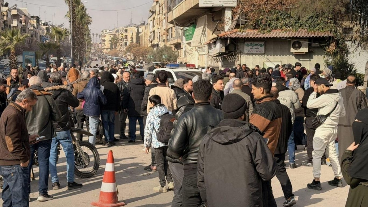 Suriye ordusu Halep’te YPG hedeflerine operasyon başlattı