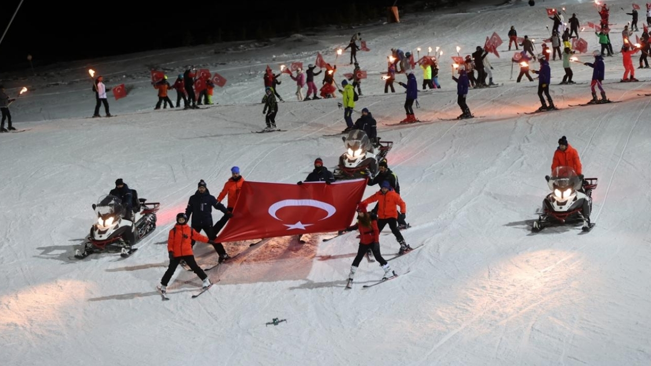 Yıldız Dağı’nda kayak sezonu açıldı