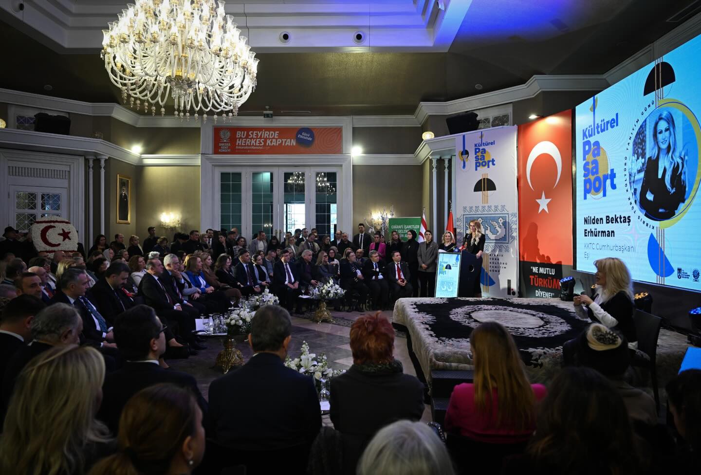 626663101 18140675887486906 8158490817626343683 N