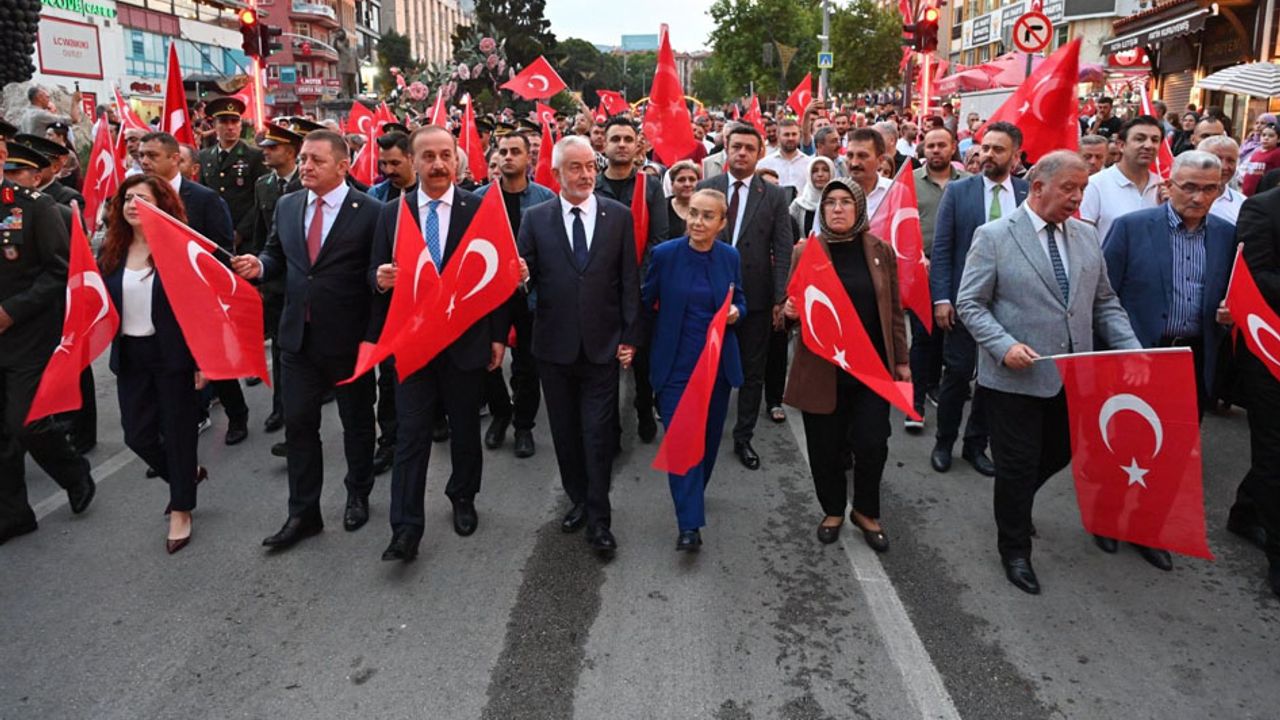 Başkan Başdeğirmen: "15 Temmuz, milletimizin yeniden diriliş destanıdır"
