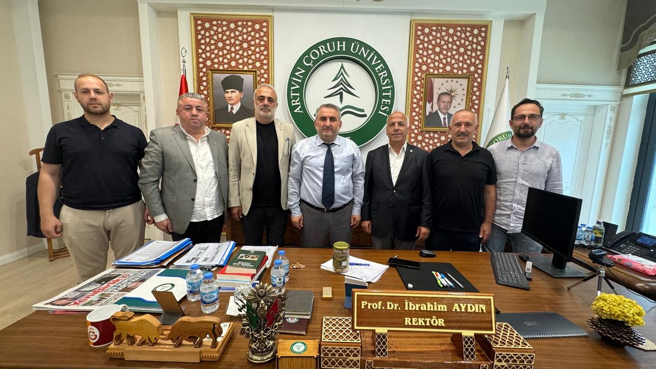 Artvin Ticaret Borsası’ndan, AÇÜ Rektörü Aydın’a ziyaret