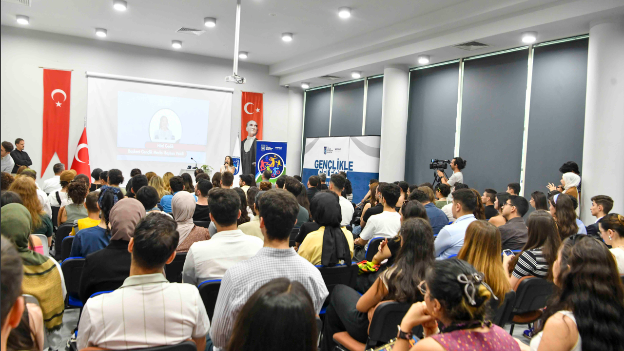 Genç Akademi Ulus'ta "Yerel Gençlik Buluşması"