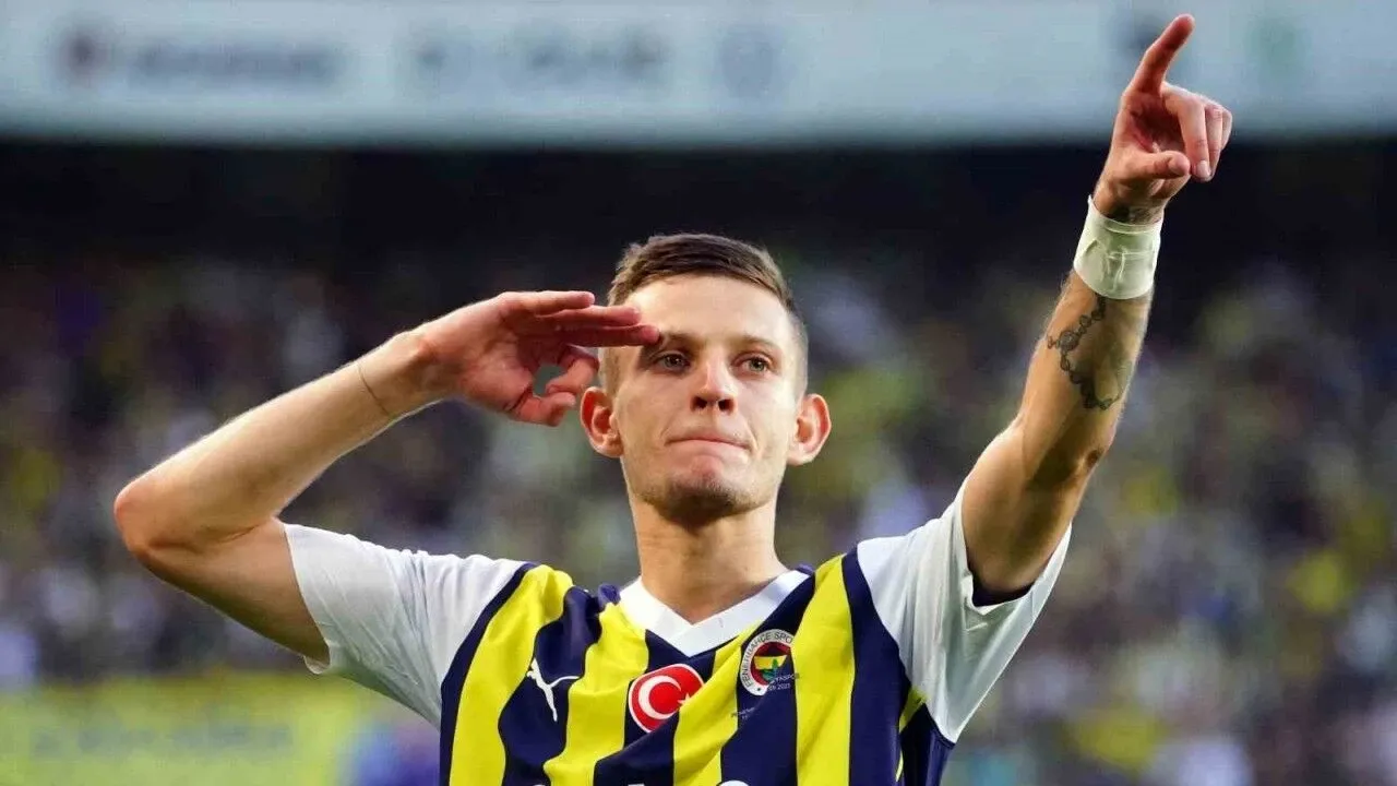 Szymanski parladı: Fenerbahçe hazırlık maçında Portimonense’yi mağlup etti