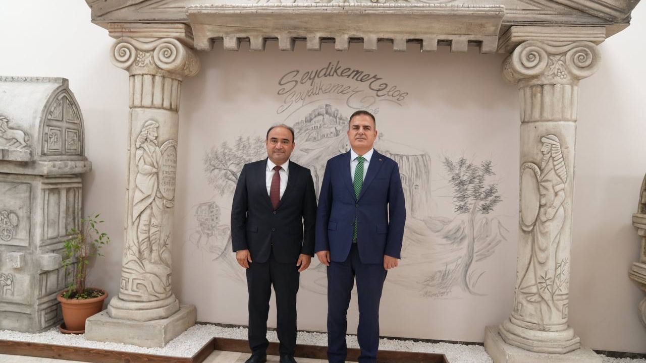 Vali Akbıyık'tan Başkan Akdenizli'ye ziyaret
