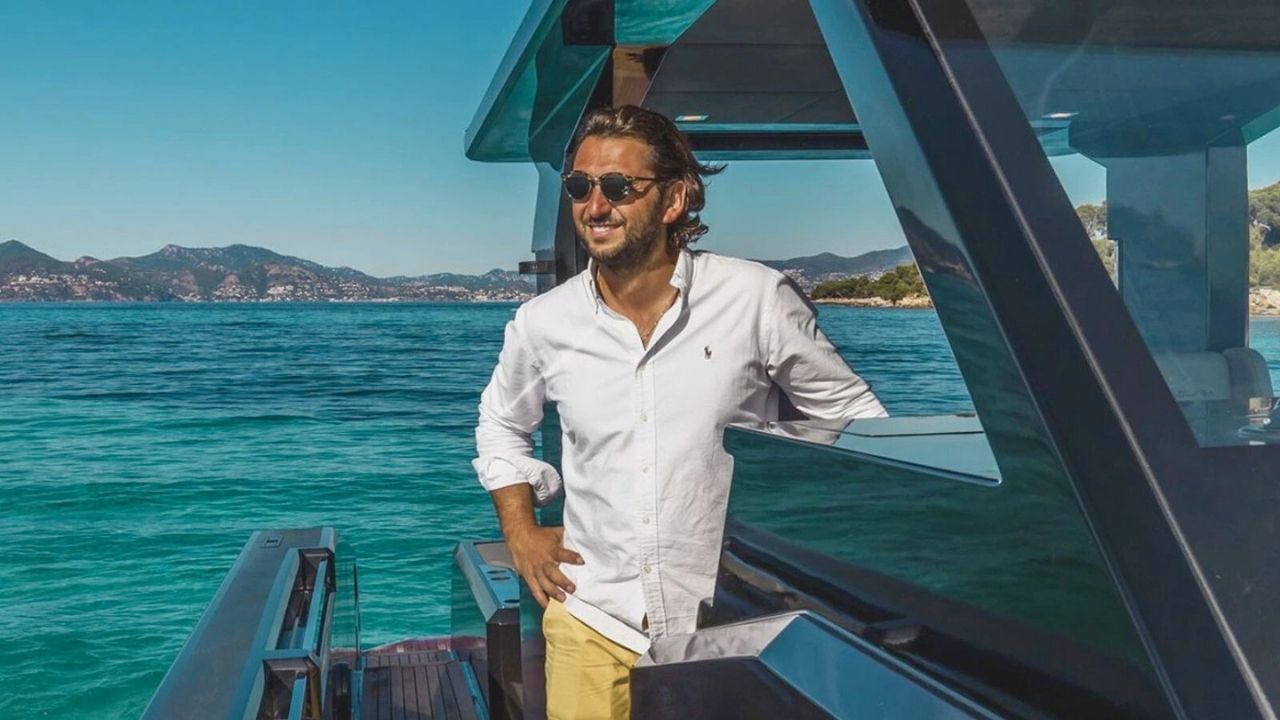 Yunanistan'a açılan Türk iş insanı kayıp: Teknesi parçalandı