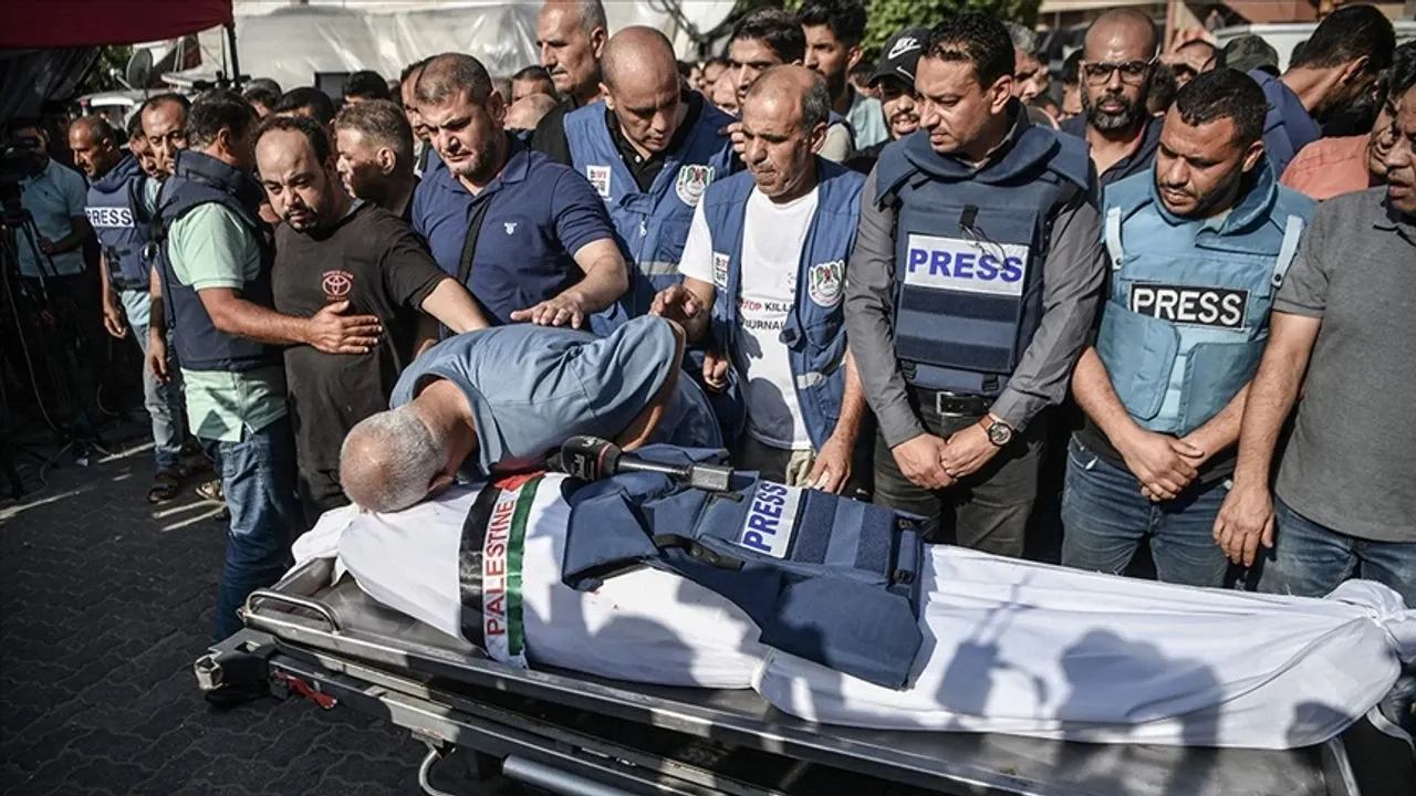 Gazze’de İsrail saldırıları: 239 gazeteci hayatını kaybetti
