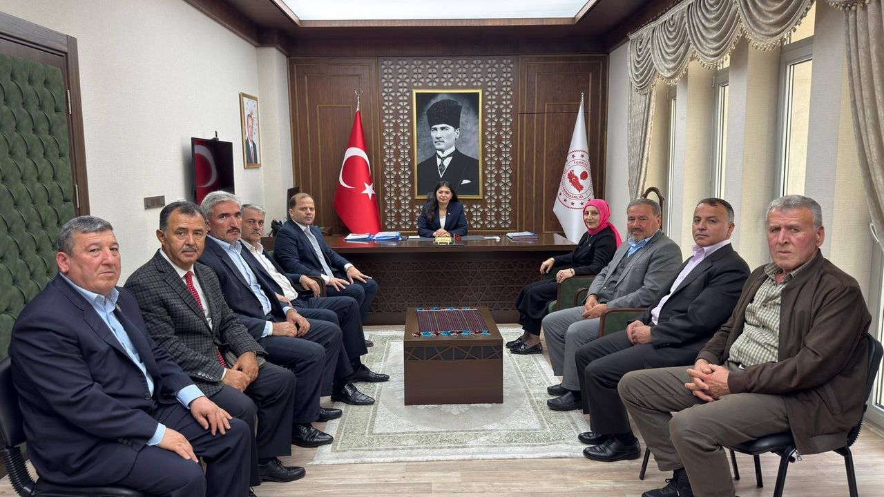 Şalpazarı AK Parti’den Kaymakam Yerlikaya’ya hayırlı olsun ziyareti