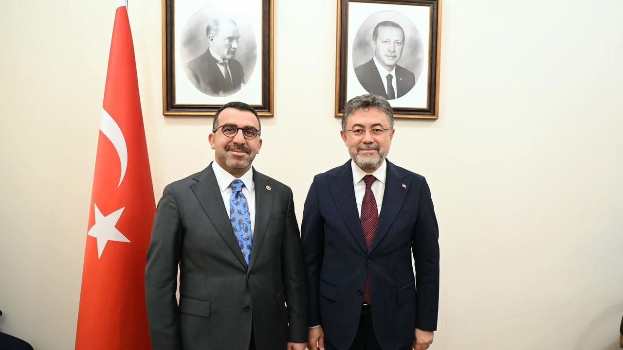 AK Parti Kars Milletvekili Adem Çalkın’dan Bakan Yumaklı’ya ziyaret