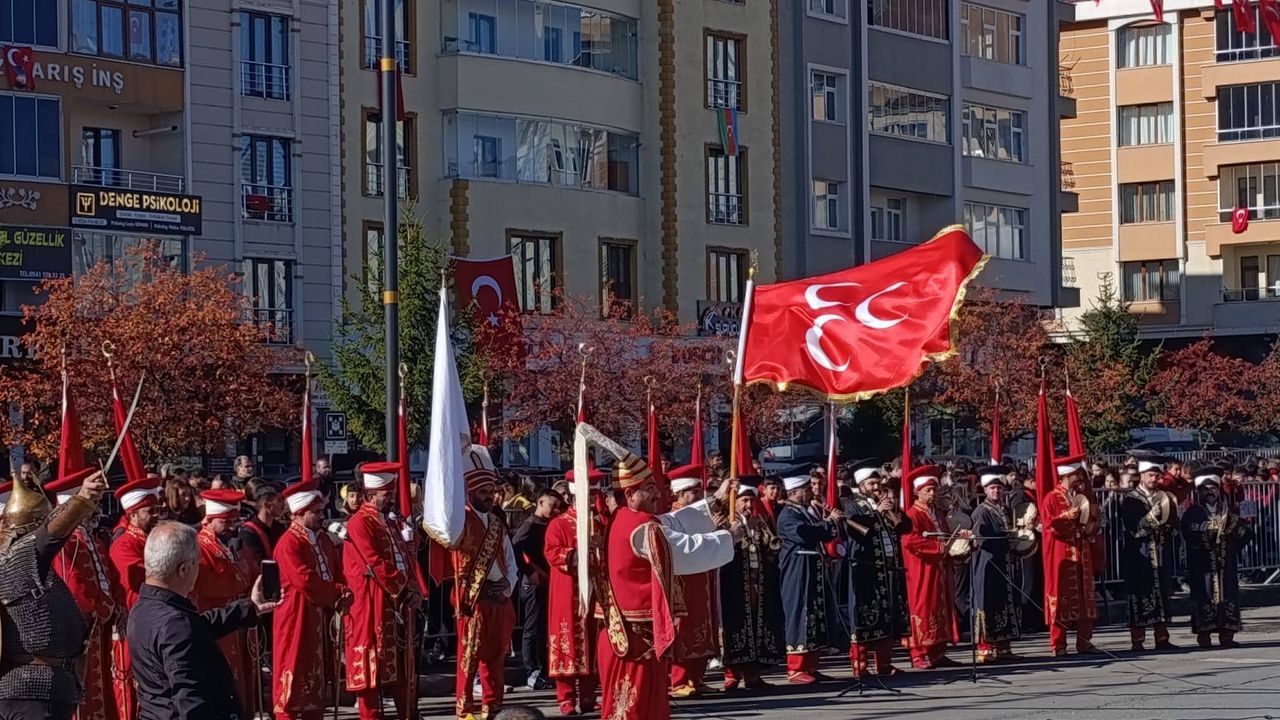 Kars’ın düşman işgalinden kurtuluşunun 105. yılı coşkuyla kutlandı