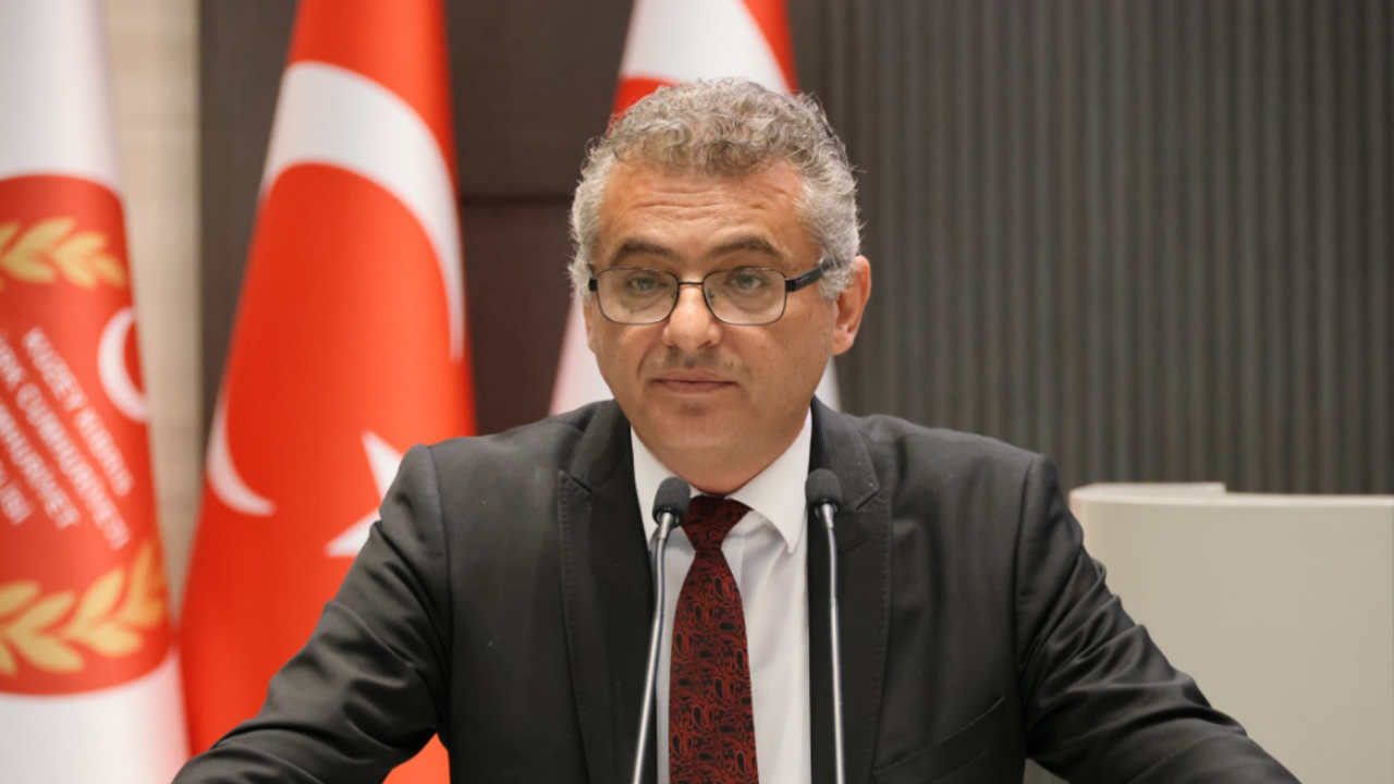Resmi olmayan sonuçlara göre  KKTC’de Cumhurbaşkanlığı seçimini Tufan Erhürman kazandı