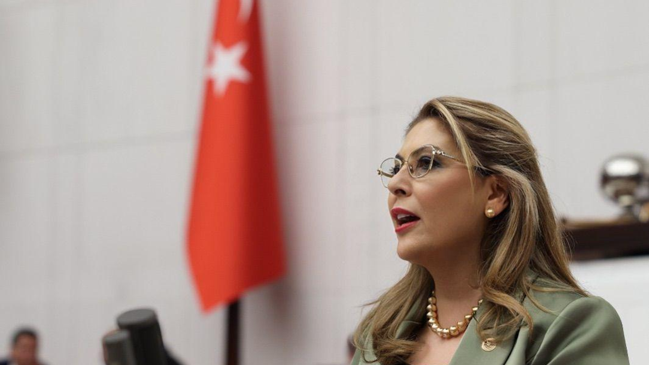 Elvan Işık Gezmiş Giresun İstiklal Madalyasını hak etti