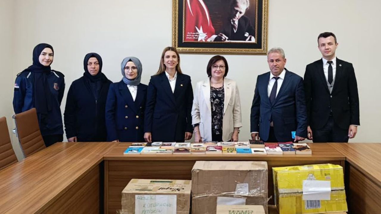 Akseki cezaevi kütüphanesine kitap desteği