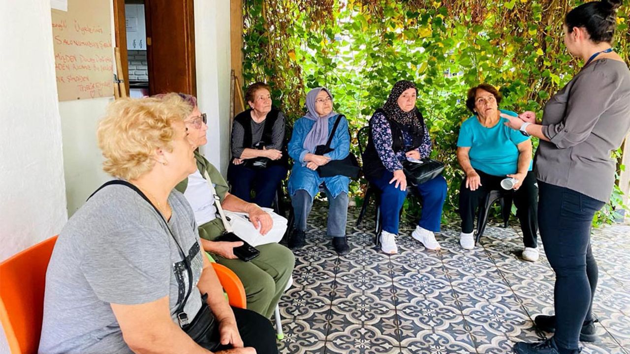 Kıdemli Kent sakinlerine sağlık eli