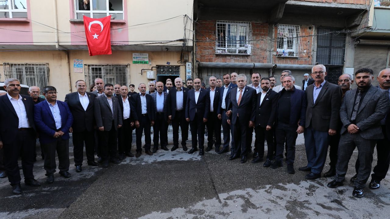 MHP Gaziantep İl Başkanlığı “Hayırlı Günler Komşum” programına başladı
