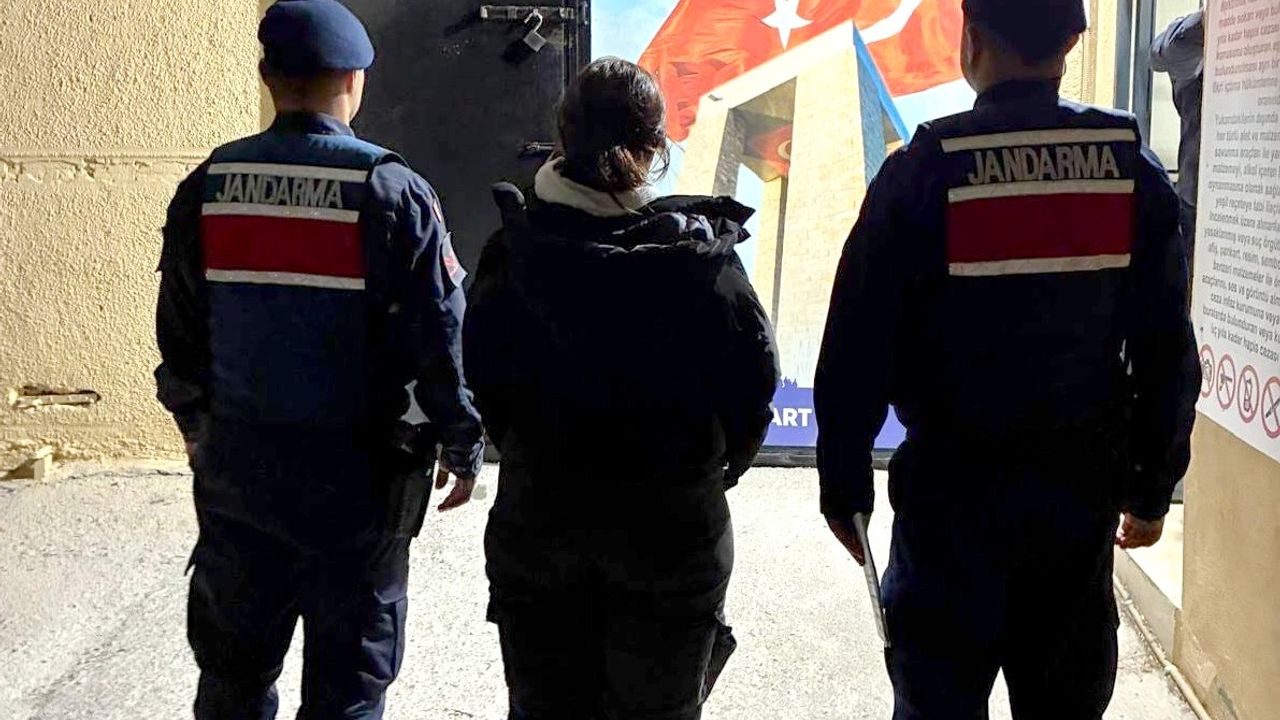 Çanakkale'de huzur operasyonlarında 33 kişi yakalandı, 18 kişi cezaevinde