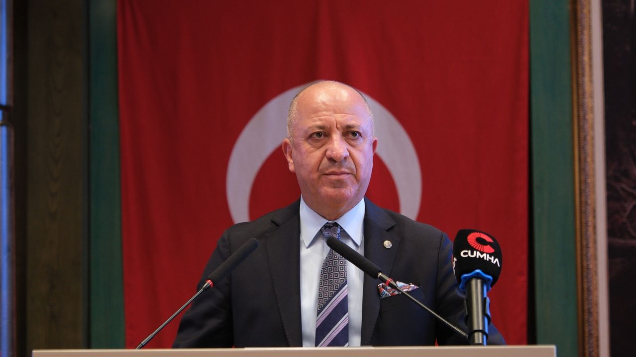 ASO Başkanı Seyit Ardıç'a " Üstün hizmet ve başarı ödülü"