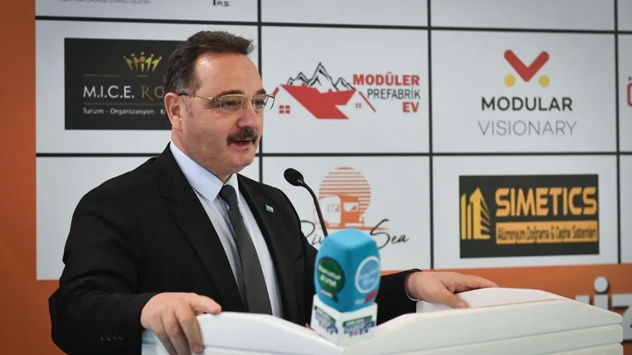 Dr. Süleyman Basa: Minimal evler az metrekarede geniş bir özgürlük alanı sunuyor